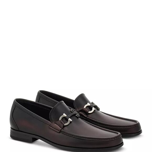 Beautiful Brand New Men\'s Ferragamo Gancini Leather Loafers - Cordovan
